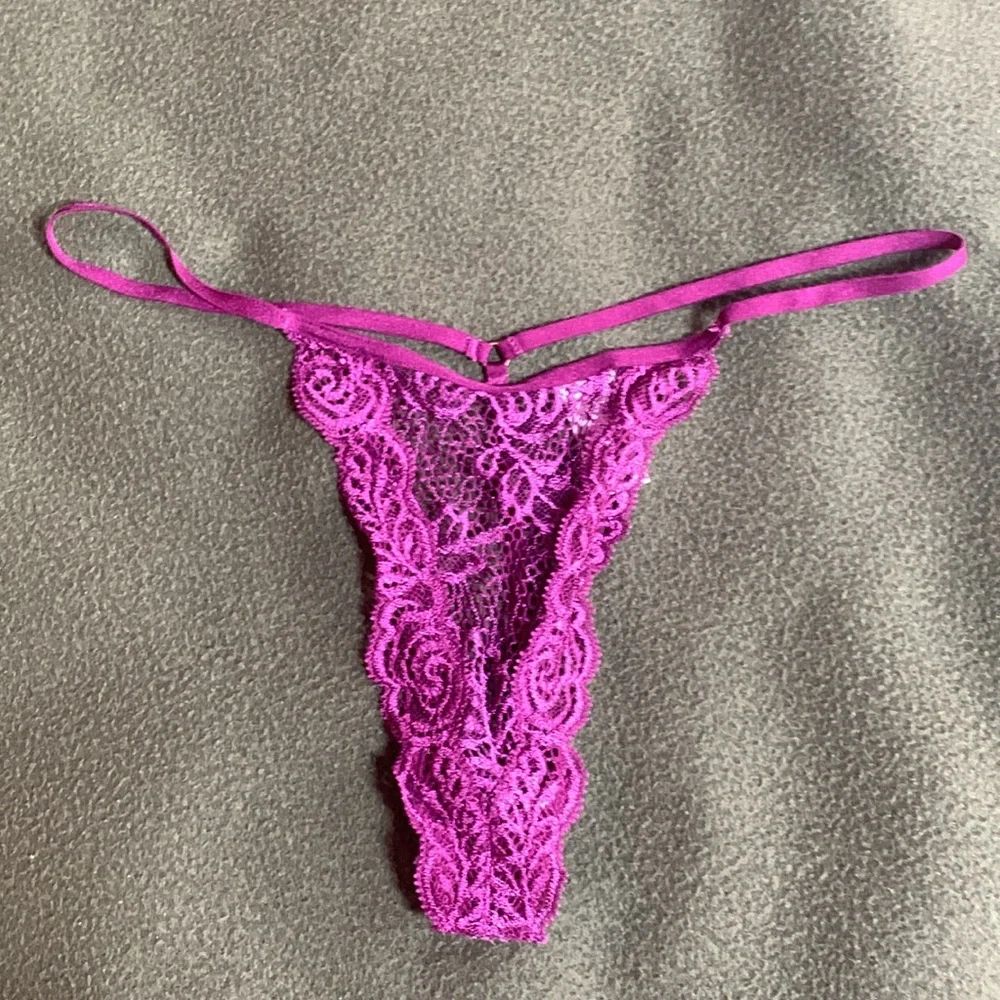 Victoria’s Secret Very Sexy purple lace set.  Never worn. Bra is 34A. Panties M. - Picture 6 of 10